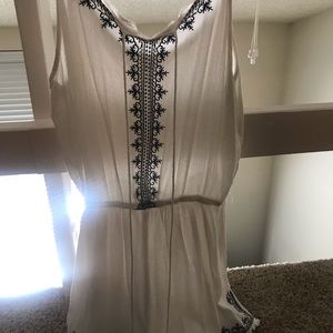 Navy and white romper! SUPER cute! Size Medium